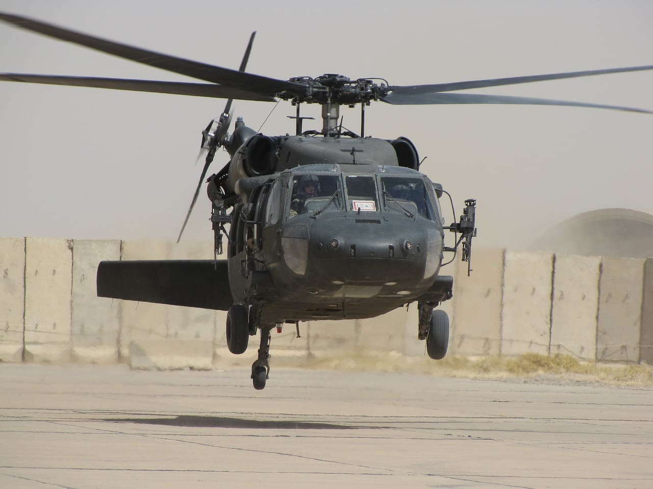 helicopter, iraq, blackhawk-773093.jpg