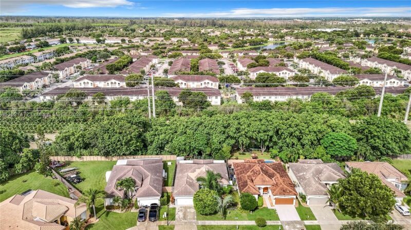 3/2 in Keys Gate, Homestead, FL