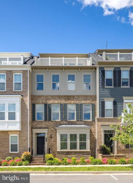 1705 Cottonwood Grove Rd, Dumfries, VA 22026