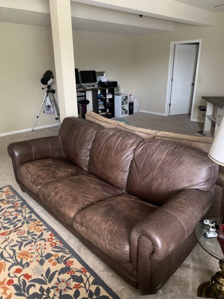 Natuzzi Leather Couch ($250 obo)